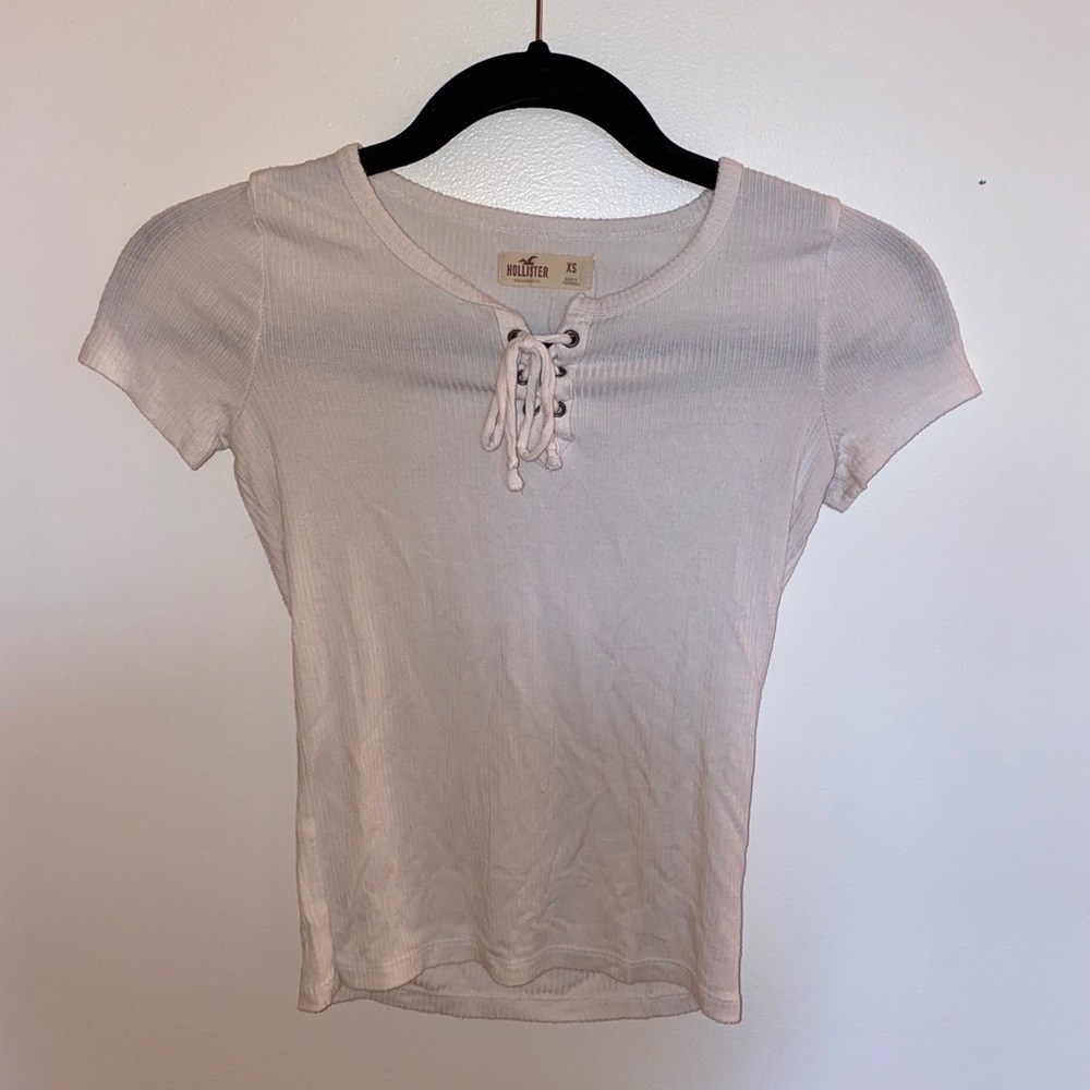 HOLLISTER CROP TOP
